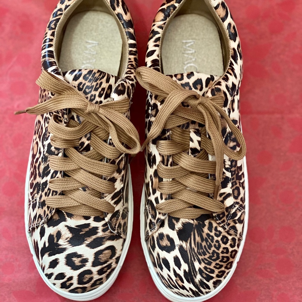 MACKIN Animal Print Platform Sneakers Never Worn!! - Picture 2 of 7